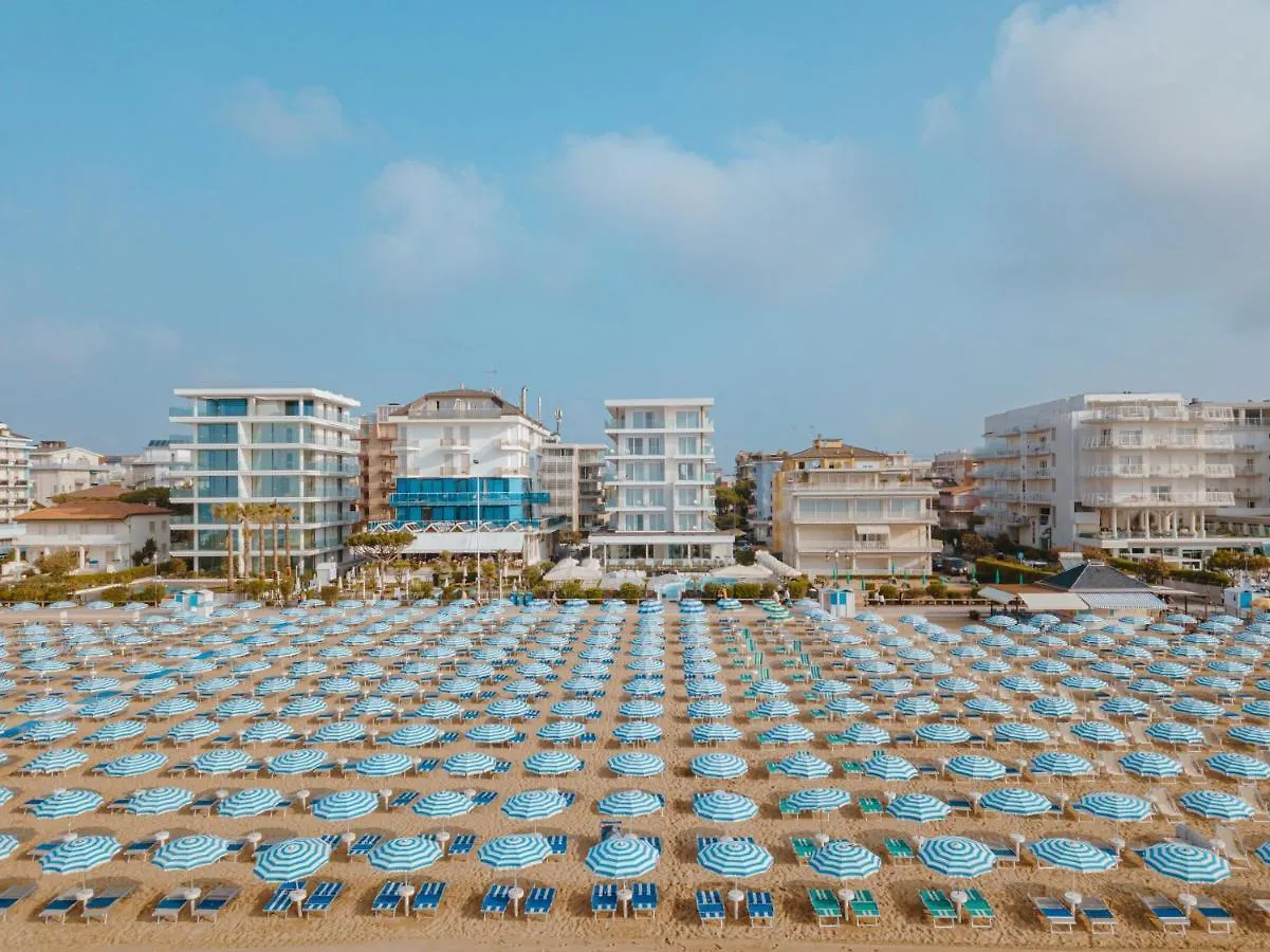 Hotel Galassia Lido di Jesolo 4*,  Italia