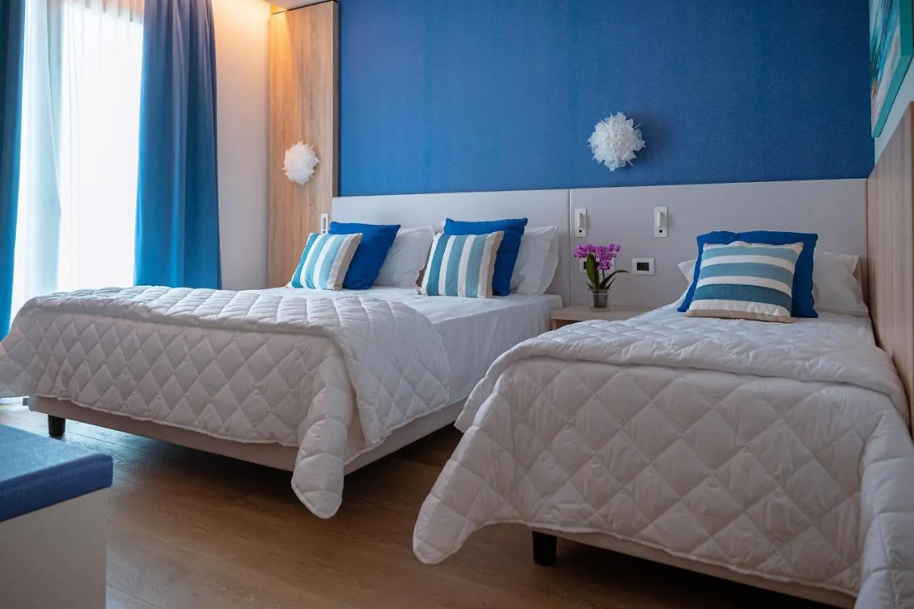 Hotel Galassia Lido di Jesolo 4*,